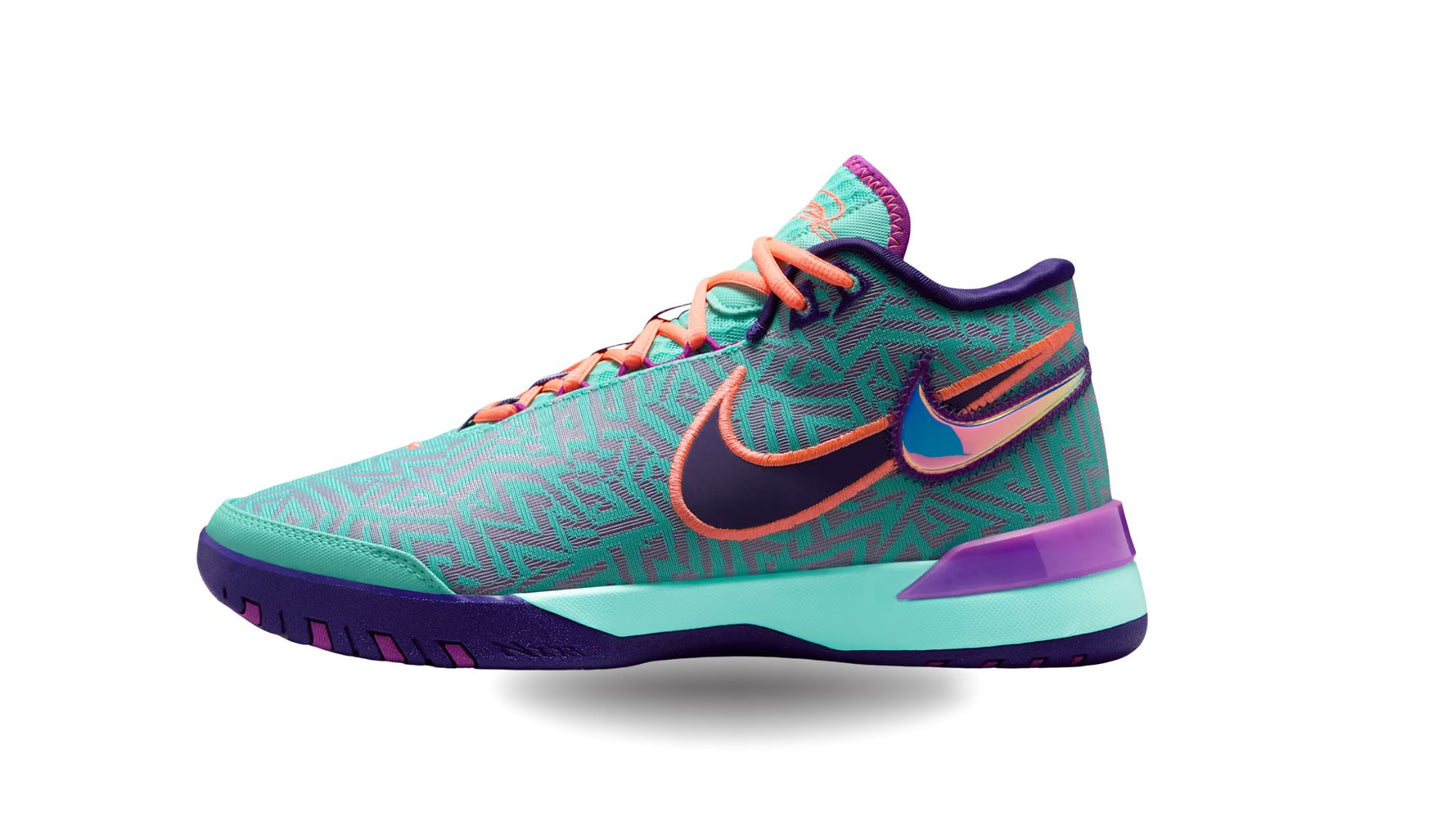 Nike LeBron NXXT Genisus