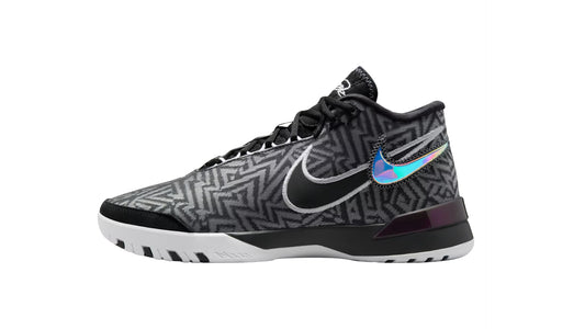 Nike LeBron NXXT Genisus