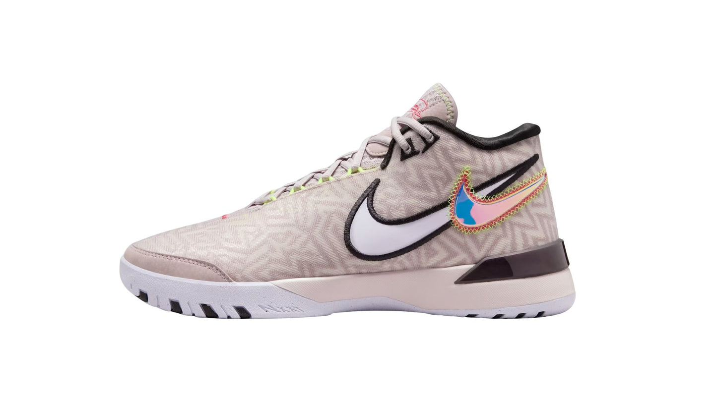 Nike LeBron NXXT Genisus