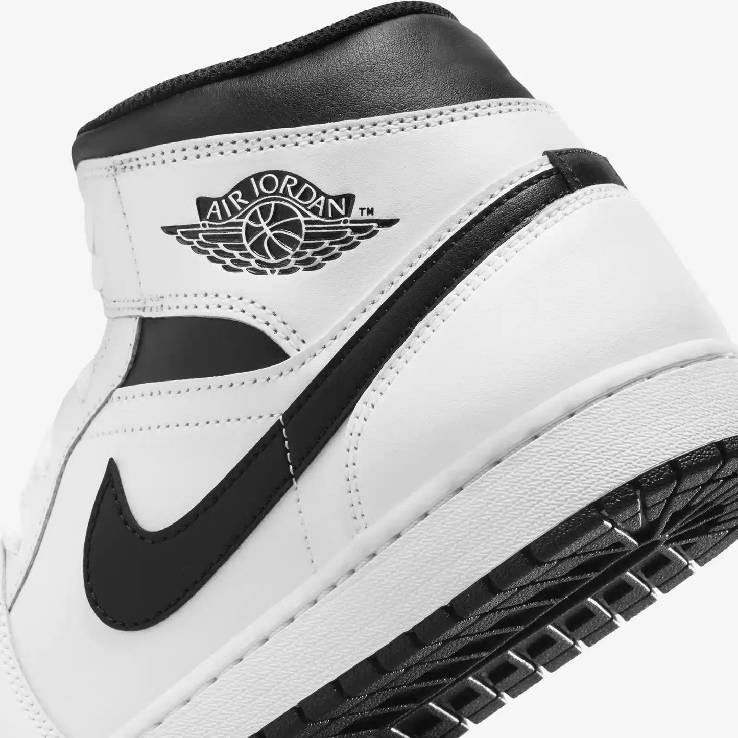 Air Jordan 1 Mid 'Reverse Panda'