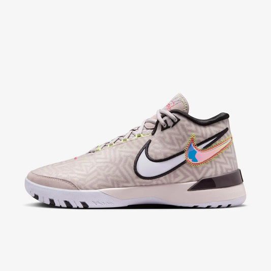 Nike LeBron NXXT Genisus