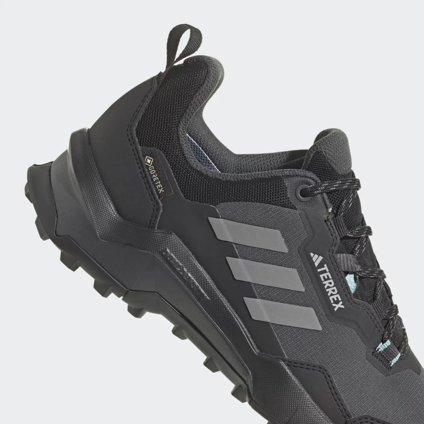 Adidas Terrex AX4